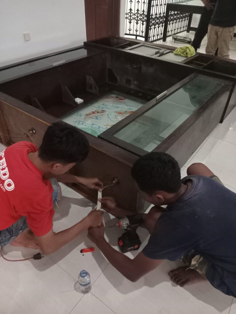Melayani bongkar pasang mebel