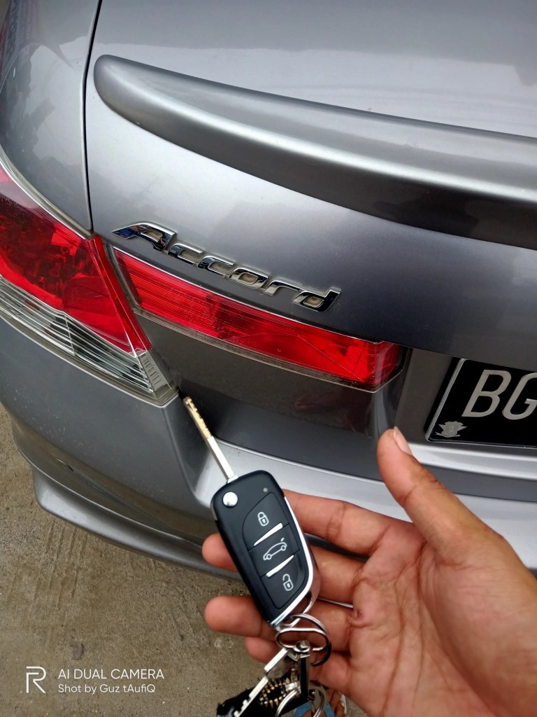 ahli kunci mobil palembang