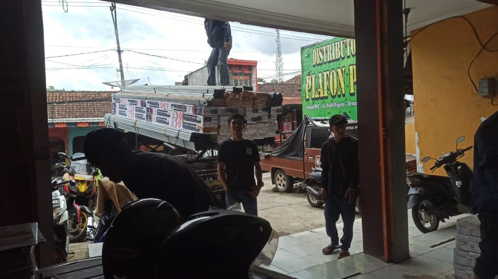 produk plafon pvc garut