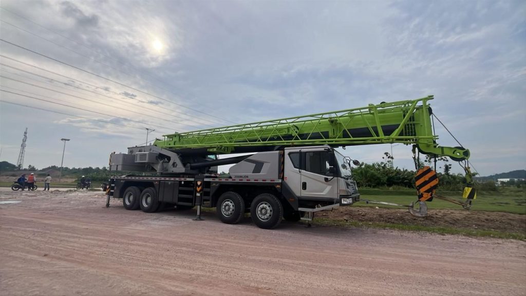 portofolio crane batam5