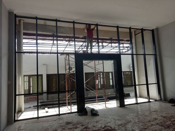 Kusen Aluminium untuk Kaca