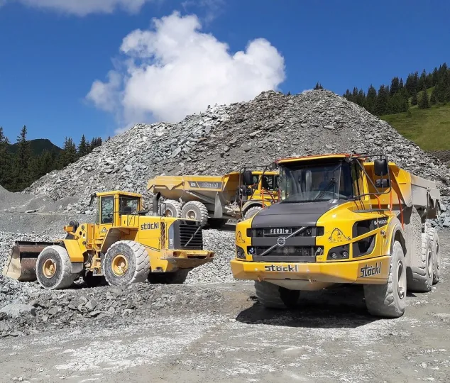 Dump Truck Alat Berat